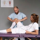 Knee Pain Treatment & Physiotherapy-AR Clinics