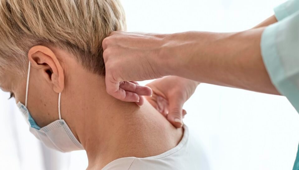 Neck Hump Correction Through Physiotherapy - AR Clinics