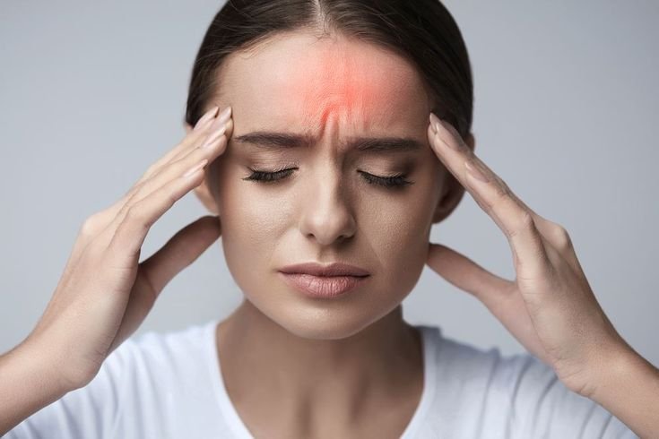 Migraine cataméniale _ tout sur les migraines pendant les règles
